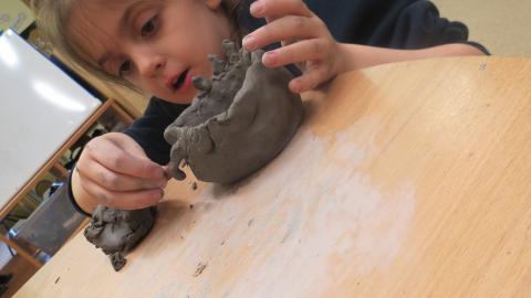 clay pot modelling